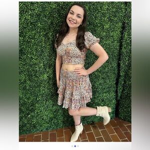 2pc Set: Chic Ditzy Floral Mini Skirt Set for Women